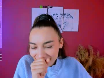 Rosalie_Shy Chaturbate stream image from November 07, 2025