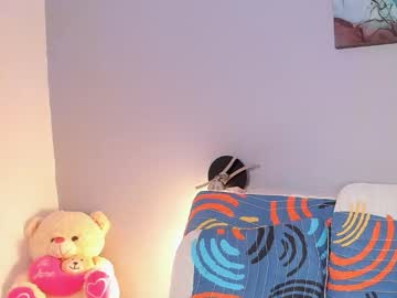 Sophie_W1 Chaturbate stream image from November 07, 2025