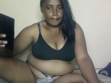Glamour01 Chaturbate stream image from November 07, 2025