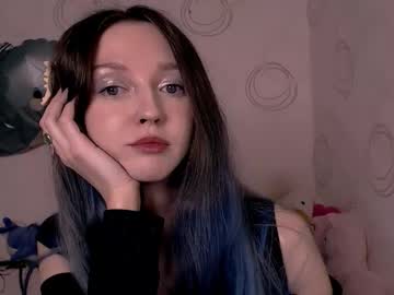 Mermaidvibestides Chaturbate stream image from November 07, 2025