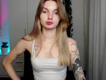 Lookluna Chaturbate stream image from November 07, 2025