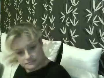 Jakkilouise Chaturbate stream image from November 07, 2025