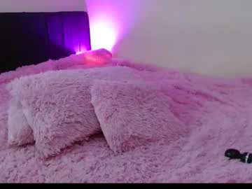 Michellmoon1 Chaturbate stream image from November 07, 2025