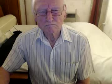 Tonpatou Chaturbate stream image from November 07, 2025