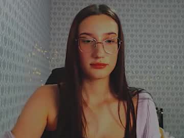 Your_Best_Foxxx Chaturbate stream image from November 07, 2025