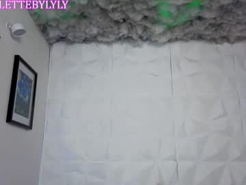 _Viollettenoir_ Chaturbate stream image from November 07, 2025