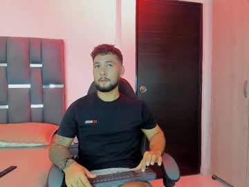 Noah_Corvelle Chaturbate stream image from November 07, 2025