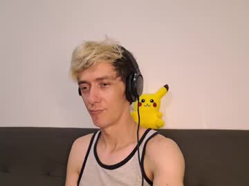 Chrisslicer Chaturbate stream image from November 08, 2025