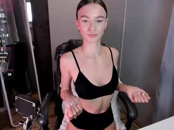 Evatoniz Chaturbate stream image from November 08, 2025