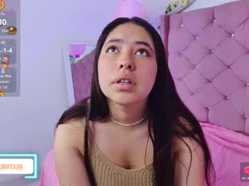 Lauxury_ Chaturbate stream image from November 08, 2025