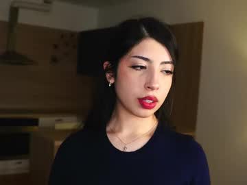 Kindraevert Chaturbate stream image from November 08, 2025