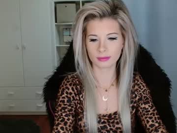 Kristineamore Chaturbate stream image from November 08, 2025