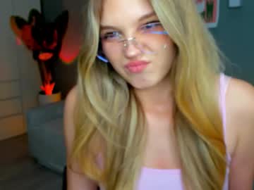 Lina_Korvin Chaturbate stream image from November 08, 2025
