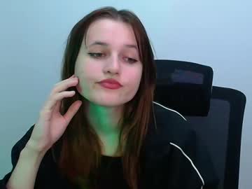 Evie_Leee Chaturbate stream image from November 08, 2025