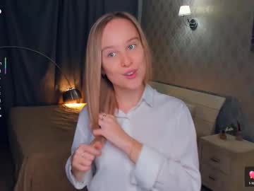 Nicolavanderbie Chaturbate stream image from November 08, 2025