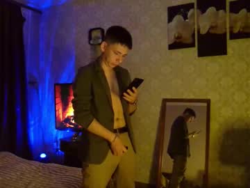 Emveeboy96 Chaturbate stream image from November 08, 2025