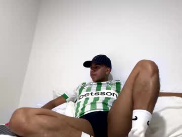 Hvm20 Chaturbate stream image from November 08, 2025