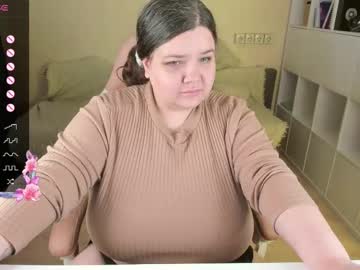 Plum_Pie__ Chaturbate stream image from November 08, 2025