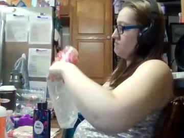Truckerswifetobe Chaturbate stream image from November 09, 2025