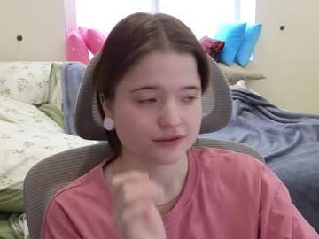 Meowki4 Chaturbate stream image from November 09, 2025