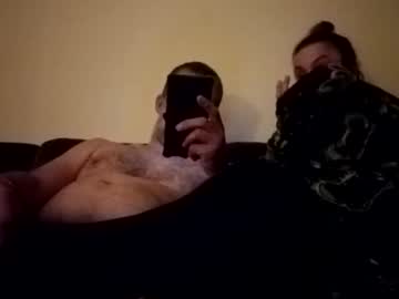 Littlebambimami Chaturbate stream image from November 09, 2025