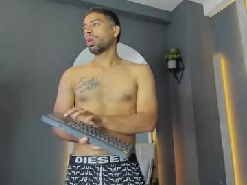 Mystrongsubmissive Chaturbate stream image from November 09, 2025