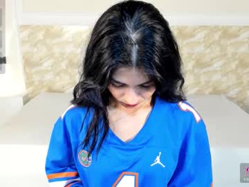 Lyrafrost1 Chaturbate stream image from November 09, 2025