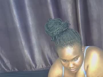 Loveytiana Chaturbate stream image from November 09, 2025