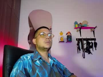 Nymphobuddies Chaturbate stream image from November 09, 2025