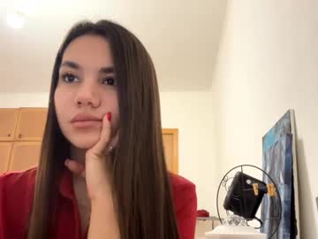 Lovelyy_Lovely Chaturbate stream image from November 09, 2025