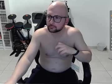 Bakapo Chaturbate stream image from November 09, 2025