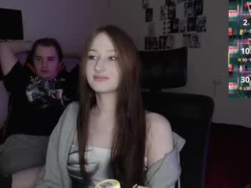Camcoupgang Chaturbate stream image from November 09, 2025