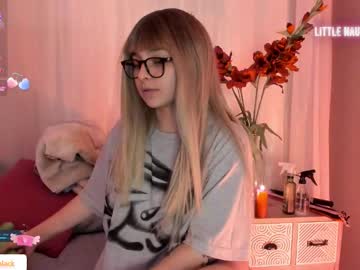 Aurora_Blaack Chaturbate stream image from November 09, 2025