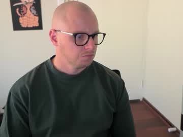 Hardon911 Chaturbate stream image from November 10, 2025