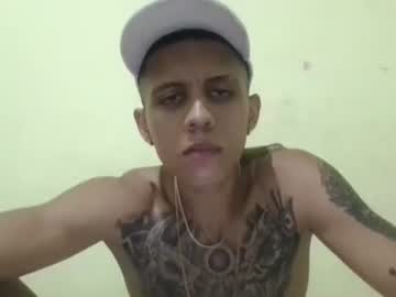 Hugecock2135 Chaturbate stream image from November 10, 2025