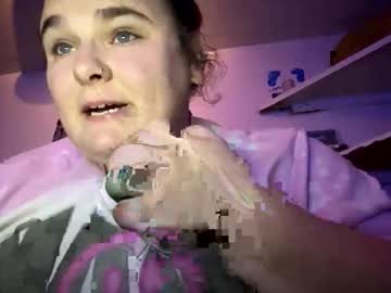 Mommyndaddyplaytime Chaturbate stream image from November 10, 2025