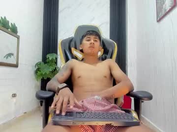 Vinackk Chaturbate stream image from November 10, 2025