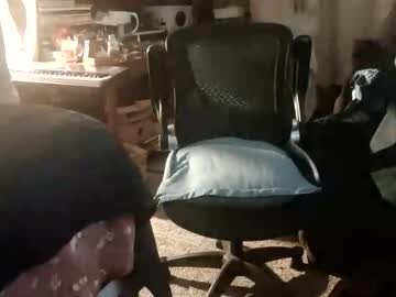 Mymyselfandme Chaturbate stream image from November 10, 2025