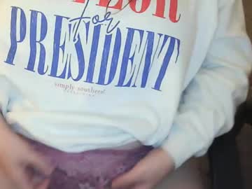 Retrocurvy Chaturbate stream image from November 10, 2025