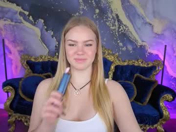Celestenoirr Chaturbate stream image from November 10, 2025