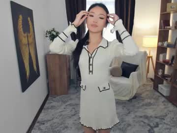 Denlys Chaturbate stream image from November 10, 2025
