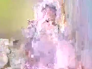 Hkchengcheng Chaturbate stream image from November 10, 2025