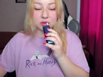 Mila_Foxxxy Chaturbate stream image from November 10, 2025