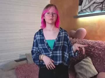 Millykk Chaturbate stream image from November 10, 2025