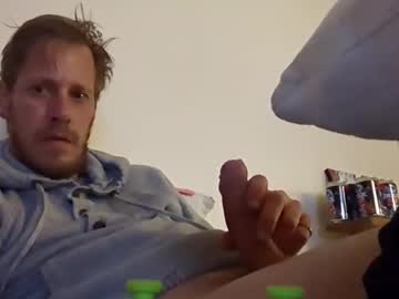 Gjalbert86 Chaturbate stream image from November 10, 2025