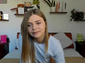 Haleyreedme Chaturbate stream image from November 10, 2025