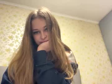 Cute_Shy00 Chaturbate stream image from November 10, 2025