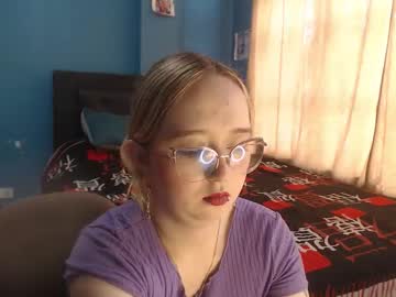 Liaroberts1 Chaturbate stream image from November 10, 2025