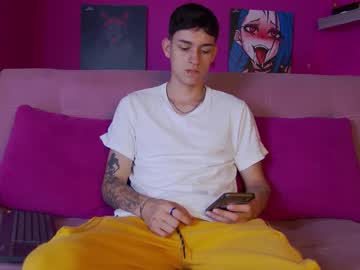 Luke_Savagge Chaturbate stream image from November 10, 2025
