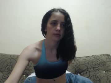 Petite_Red95 Chaturbate stream image from November 10, 2025